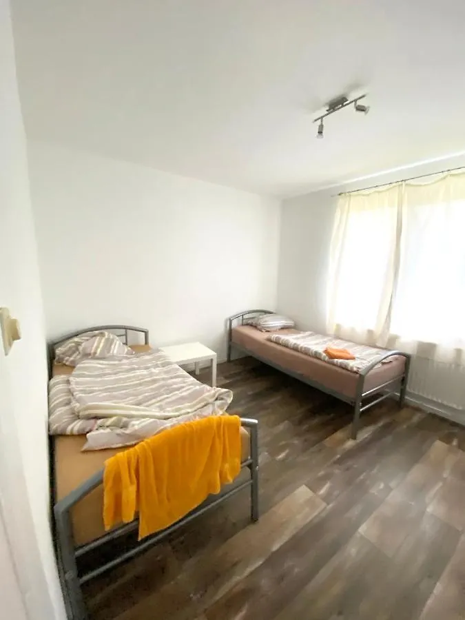 Ruhige 3-Zimmerwohnung Im Norden Bremens Fuer Monteure Und Geschaeftsreisende Apartment Bremen